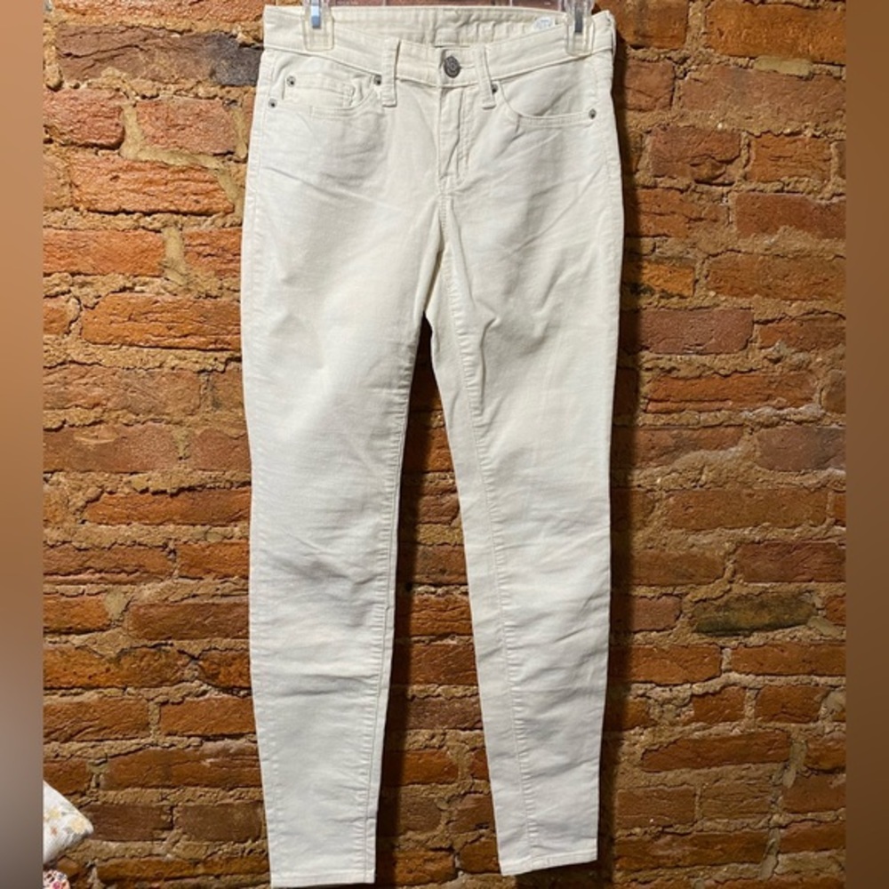 GAP WHITE CORDUROY PANTS SIZE 2 or 26